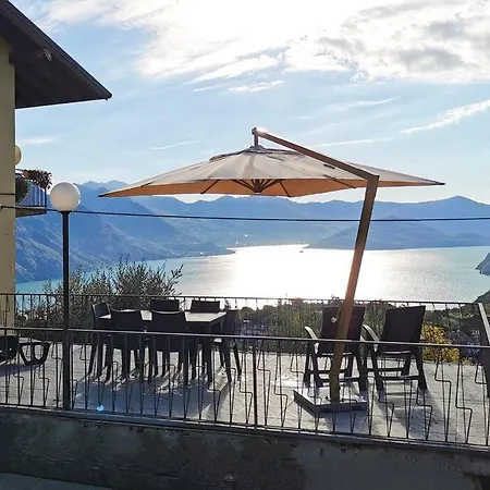 La Terrazza Sul * Solto Collina
